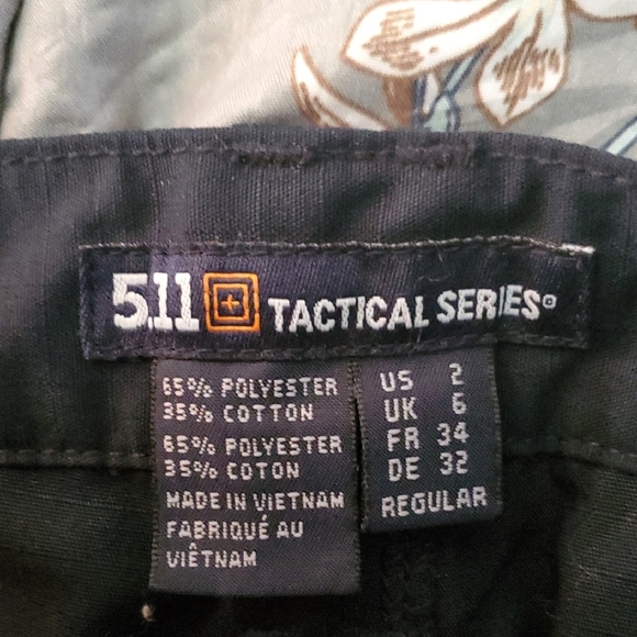 5.11 Tactical Emt Or Paramedic Or Fire Dept Cargo Pants - Picture 10 of 11